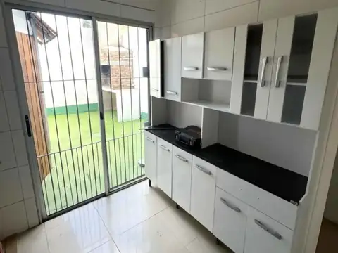 Venta  3 apartamentos 2 y 1 dormitorio - Prado