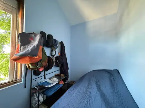 Casa 9 ambientes con 3 baños