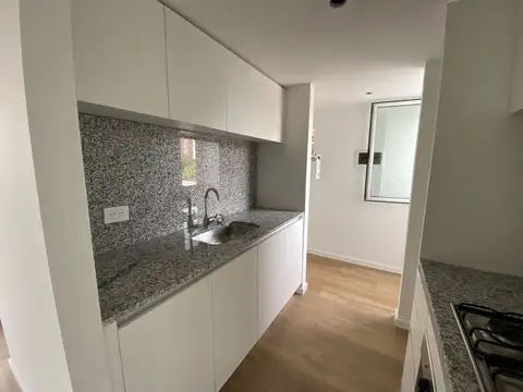 Departamento en Alquiler con 1 cocheras