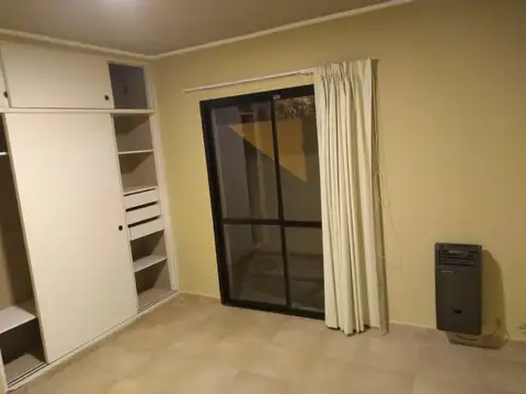 Departamento en Alquiler con 1 cochera
