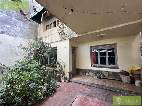 Casa 2 ambientes con 2 baños