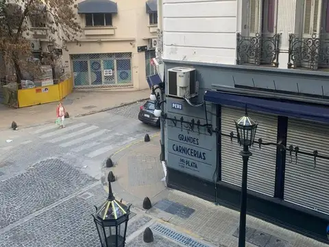Depto Tipo Casa en Venta 56 años