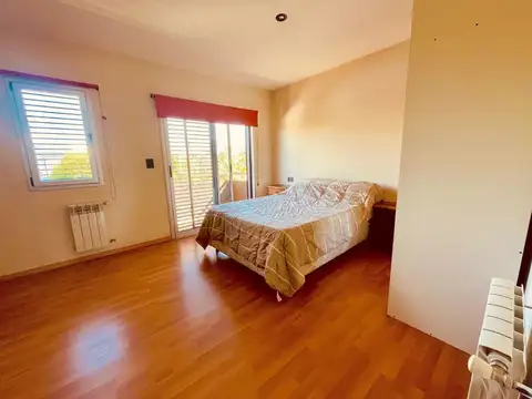 DEPTO AMUEBLADO 1 DORMITORIO C/ COCHERA. ALQUILER