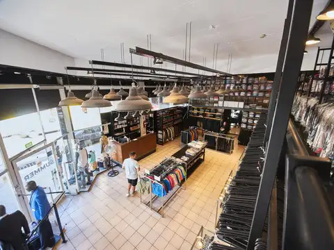 San Luis esq. Dorrego