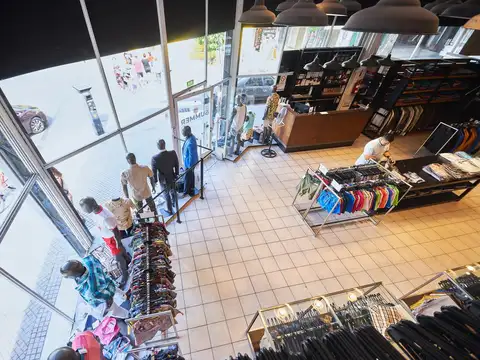 Local comercial calle San Luis Rosario