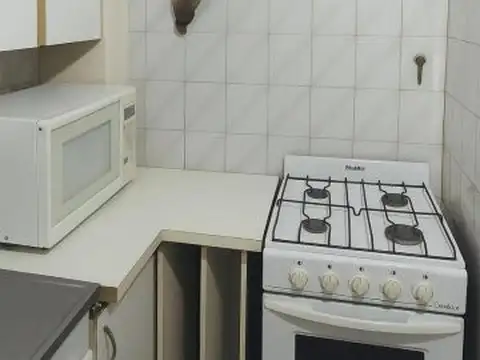 La Rioja 1100, Piso 13