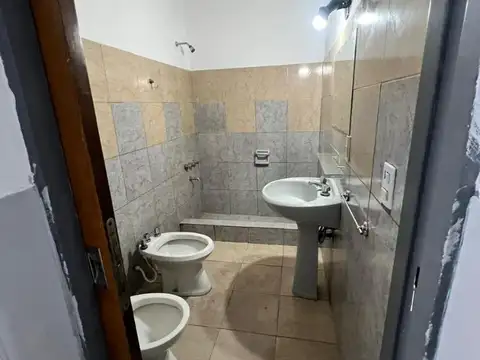 Depto Tipo Casa en Alquiler en Billinghurst, $ 470.000