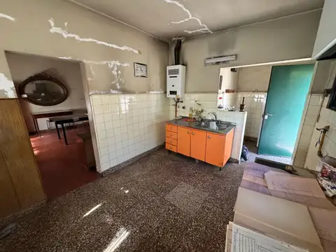 Depto Tipo Casa en Venta con 2 cocheras