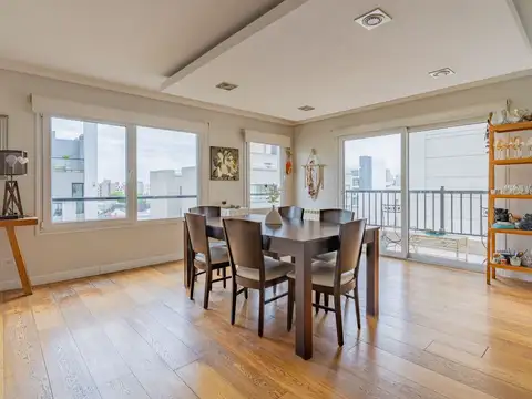 Departamento en Venta con 2 cocheras