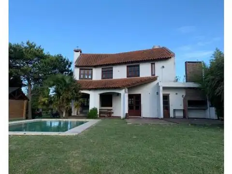Casa  con Salida Al Lago - Barrio Solares del Carcaraña, Oliveros