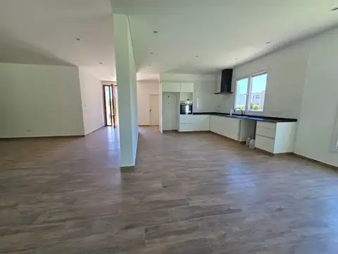 Casa en una planta en Alquiler Cardales a estrenar