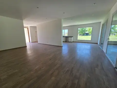 Casa en Alquiler de 3 dormitorios