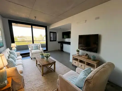 Departamento en Venta en Distrito Zug, La Lonja - 2 ambientes