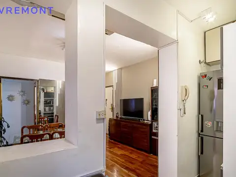 Departamento de 4 ambientes en venta. Balvanera