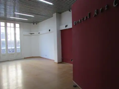 Oficina Monoambiente con 2 baños