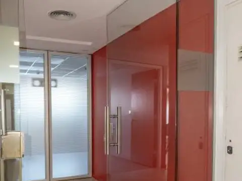 Oficina en Venta con 2 cocheras