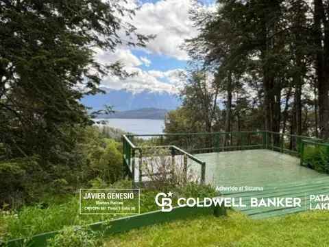 Casco Histórico V. la Angostura - Con plena vista al lago en la montaña 170m2 sobre lote de 6000m2