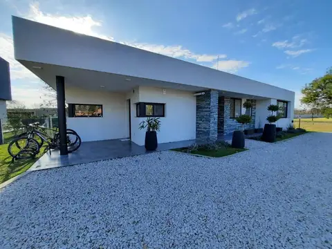 PRADOS DEL OESTE 100