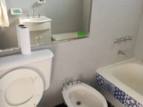 Departamento 2 ambientes con 1 baño