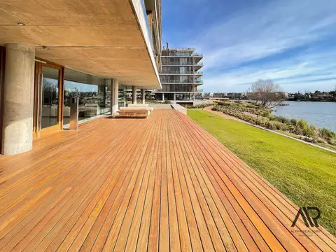 Apartamento en venta sobre Lago de Caleta