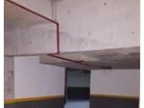 OPORTUNIDAD  Cochera cubierta en Venta