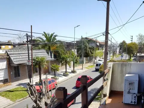 Triplex en Venta en El Palomar