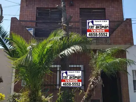 Triplex en Venta en El Palomar