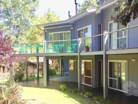 Casa 7 ambientes en Mar De Las Pampas