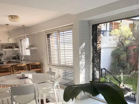 Avenida Lidoro J. Quinteros 1300