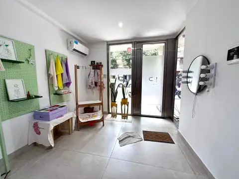 VENTA - Local Comercial al frente con baño. Cordoba y Francia, Rosario