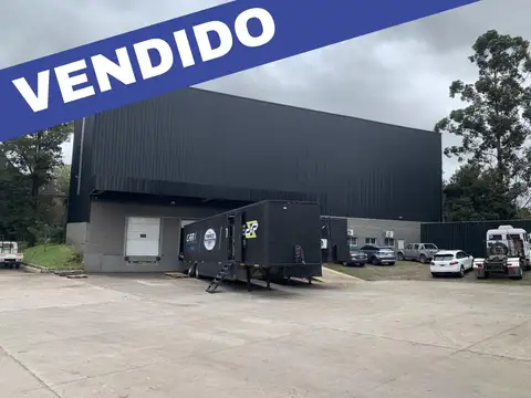 Excelente establecimiento Logístico de 4700 m2 cub en Garín