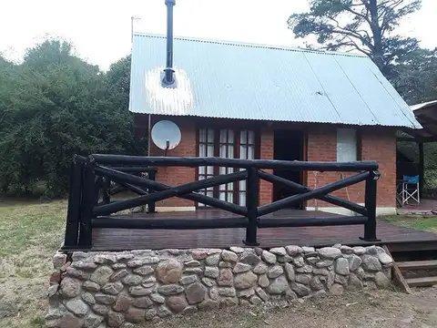 Casa en venta - 2 Dormitorios 2 Baños - 1.000Mts2 - Villa Ventana, Tornquist