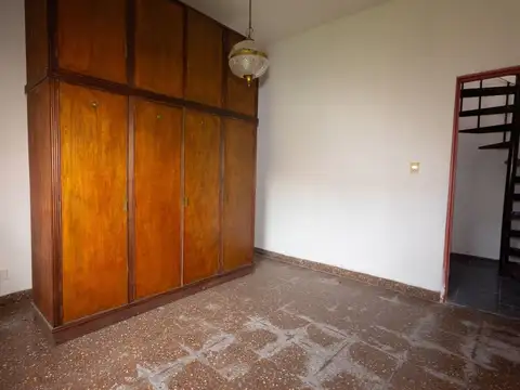 Doctor Félix R. Burgos 1000