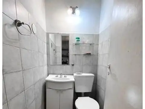 Depto Tipo Casa 4 ambientes con 2 baños