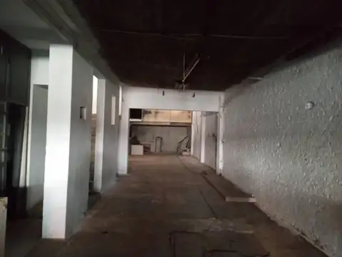 Galpon en Venta en Villa Sarmiento, USD 180.000