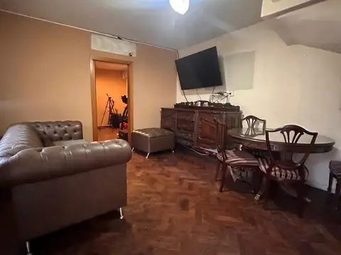 Depto Tipo Casa en Venta con 1 cocheras