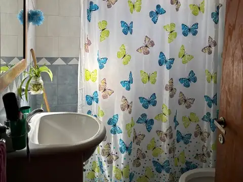 Local Comercial c/Vivienda - Excelente Rentabilidad - Apto Diversidad de Usos - Macrocentro Necochea