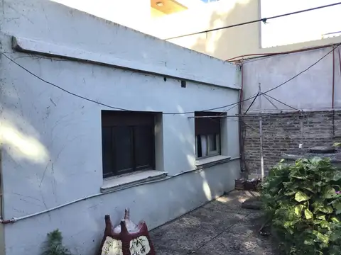 Depto Tipo Casa 4 ambientes con 1 baño