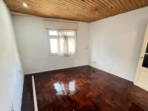 Depto Tipo Casa en Alquiler de 2 dormitorios