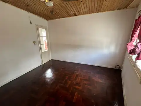 Depto Tipo Casa en Alquiler de 3 ambientes
