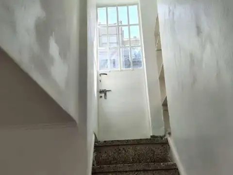 Depto Tipo Casa en Alquiler en Nuñez, $ 700.000