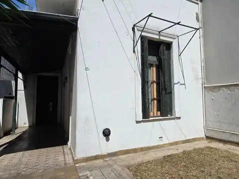 Casa en Alquiler en Banfield, $ 1.200.000