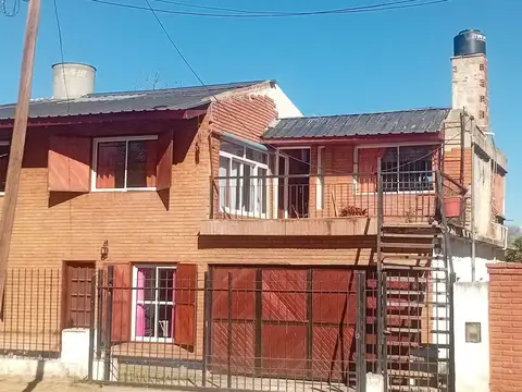 VENTA CASA 4 DORMITORIOS VILLA CARLOS PAZ
