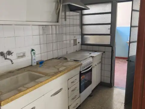 Oficina en Alquiler en Hurlingham, $ 750.000