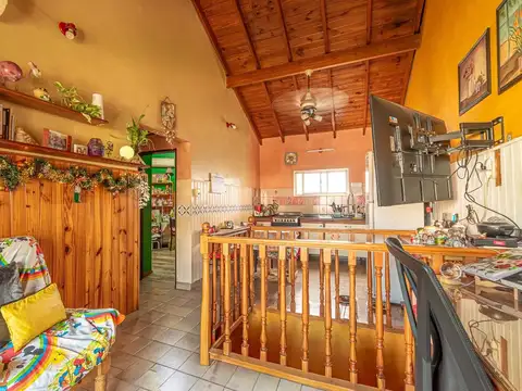 Depto Tipo Casa 5 ambientes con 2 baños