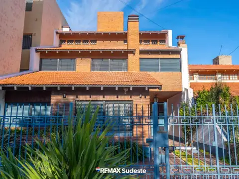 Casa de categoria en Barrio UNS
