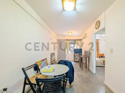 Depto Tipo Casa 2 ambientes con 1 baño
