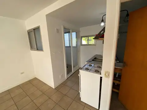 8 e/ 524 y 525 700