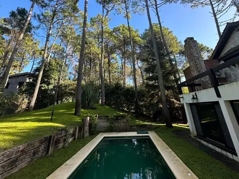 Casa en Venta en Carilo, USD 540.000
