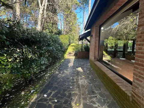 Casa en Venta al Este